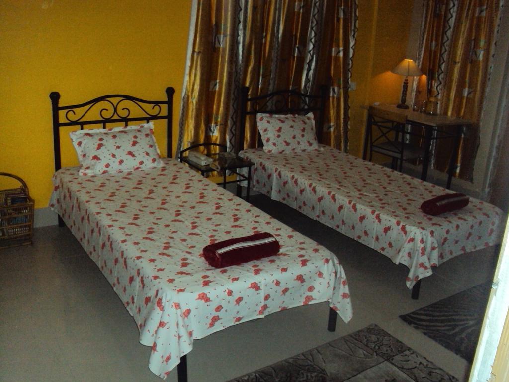 Hotel Kings Castle Guwahati Zimmer foto