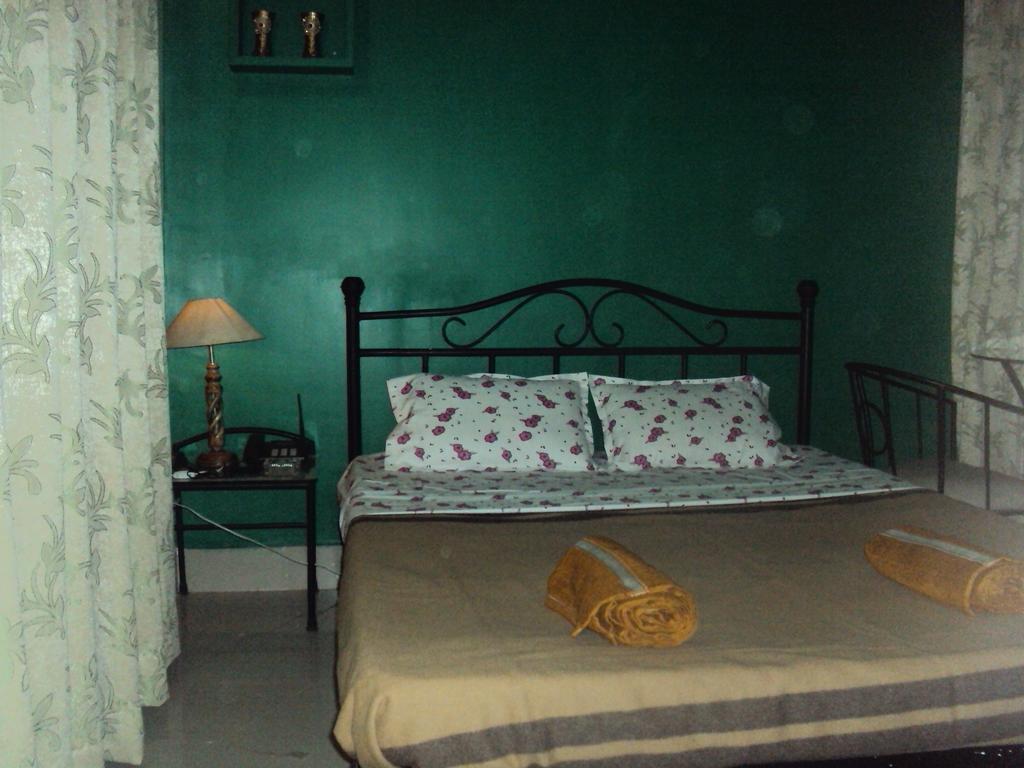 Hotel Kings Castle Guwahati Zimmer foto